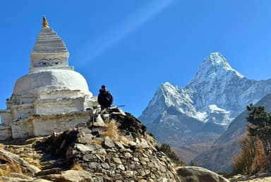 Solo trekking in everest. Walking trail from Tengboche to DIngboche