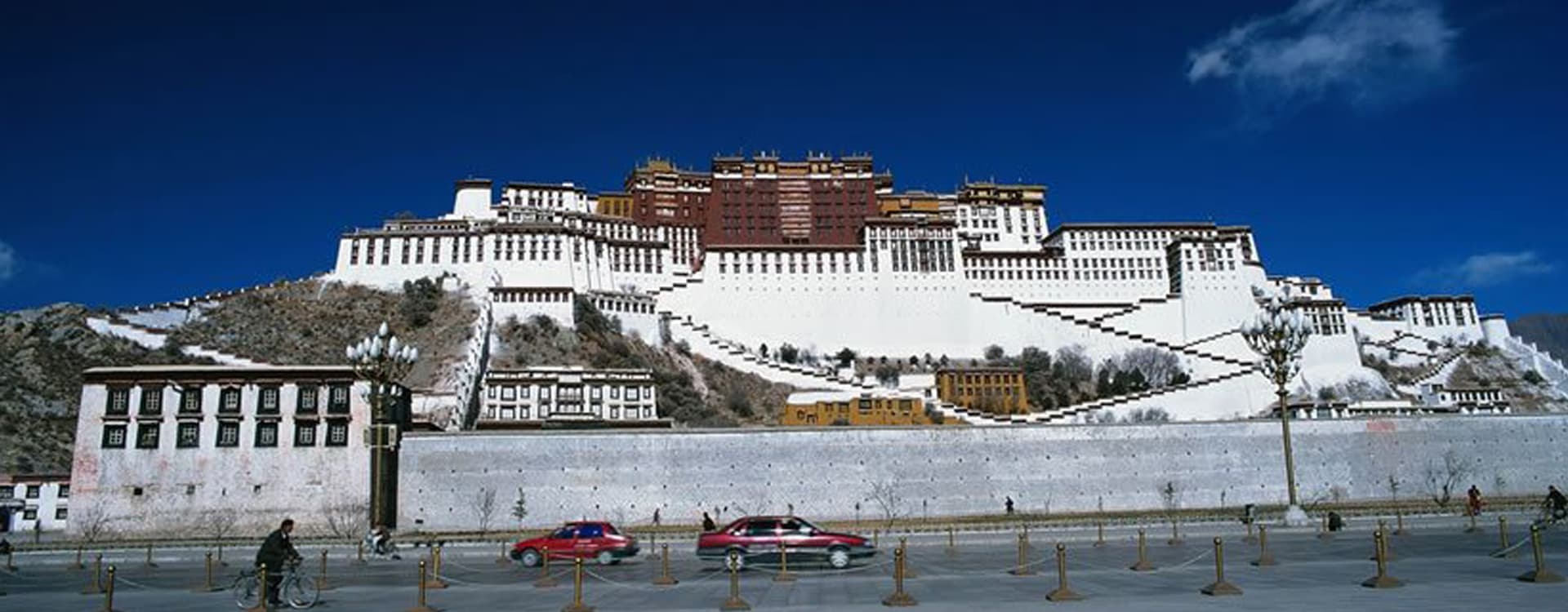 Lhasa to Kathmandu Tour