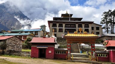 Tengboche Monastery- The Largest Khumbu Monastery.jpg