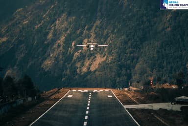 Landing airplane in Lukla Dangerous Aiport in the world