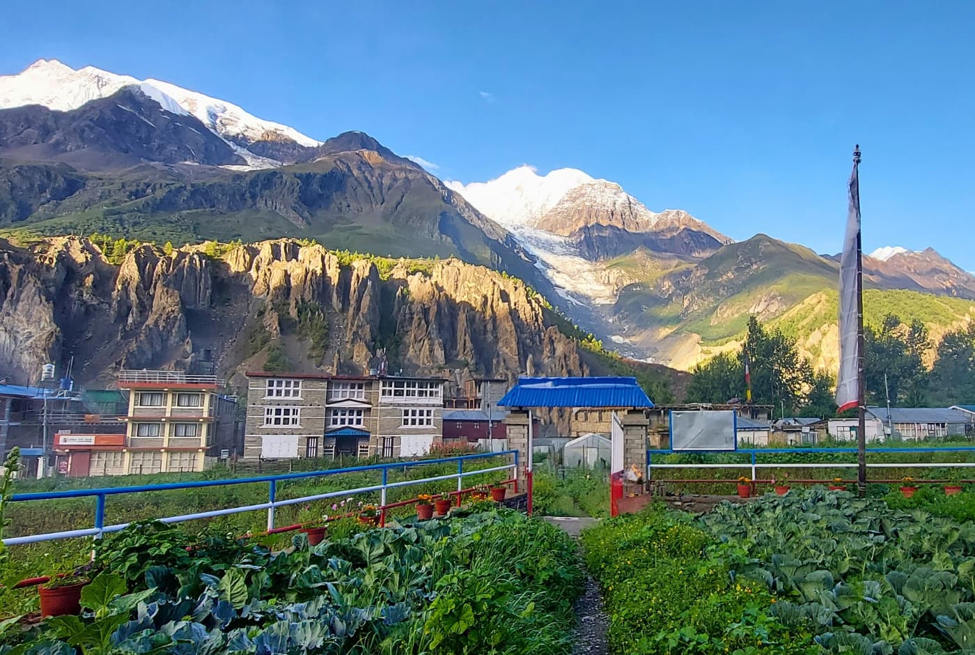 Braga Village with a view of Annapurna IV and Annapurna II mountains ACT