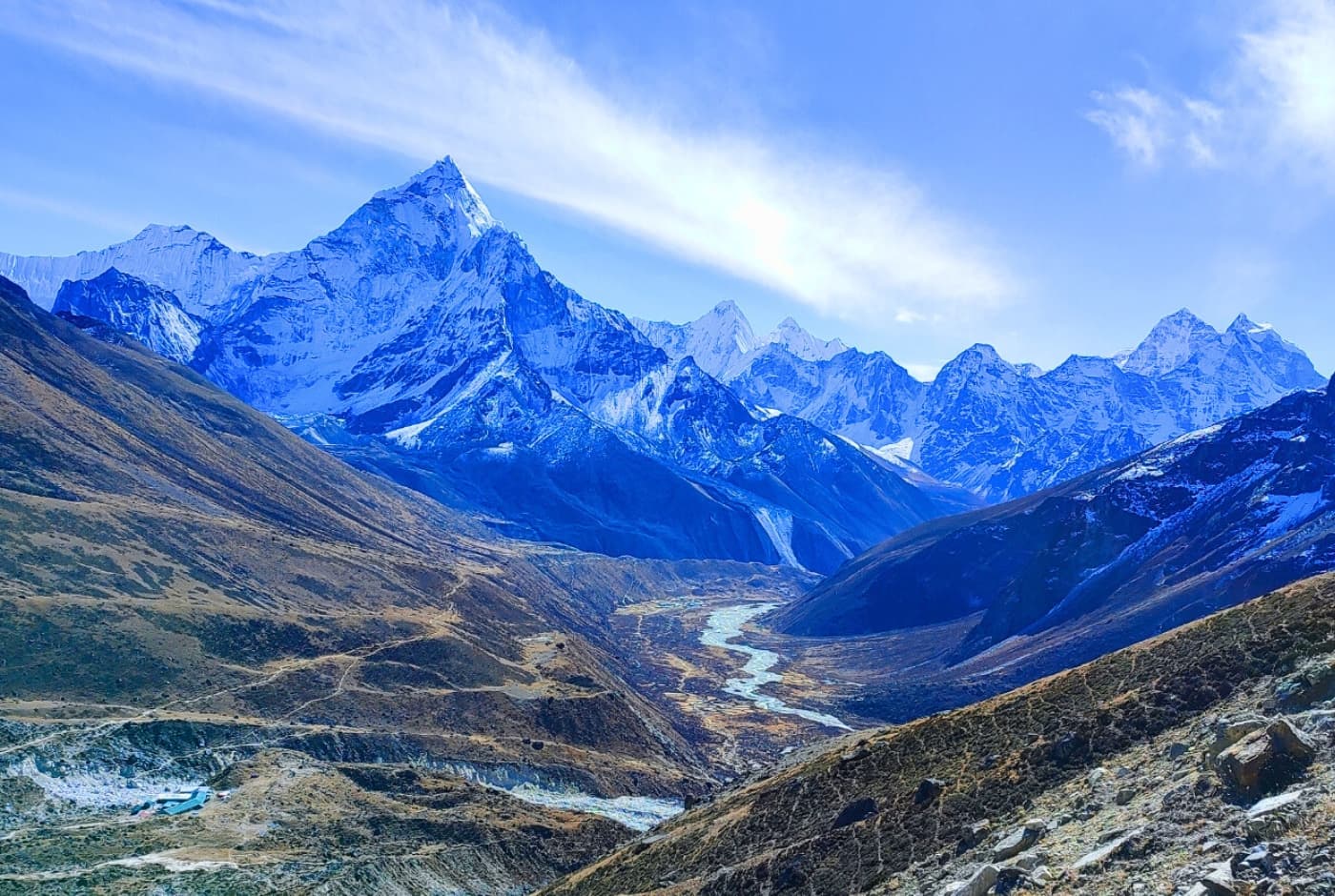 Dzong la valley