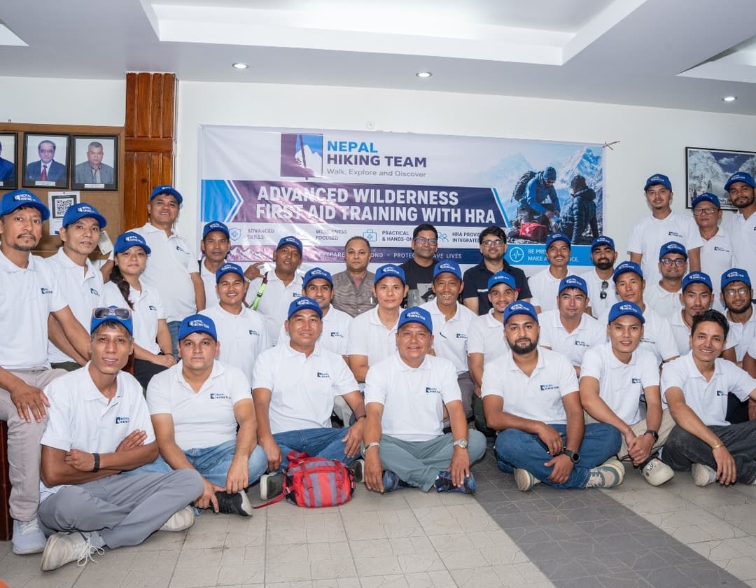Nepal Hiking Team Advance Wilderness with HRA