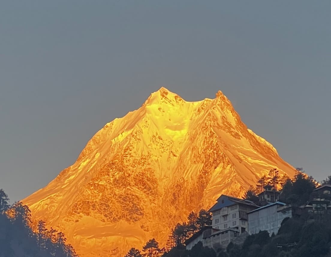 Manaslu Circuit Trek Distance Guide