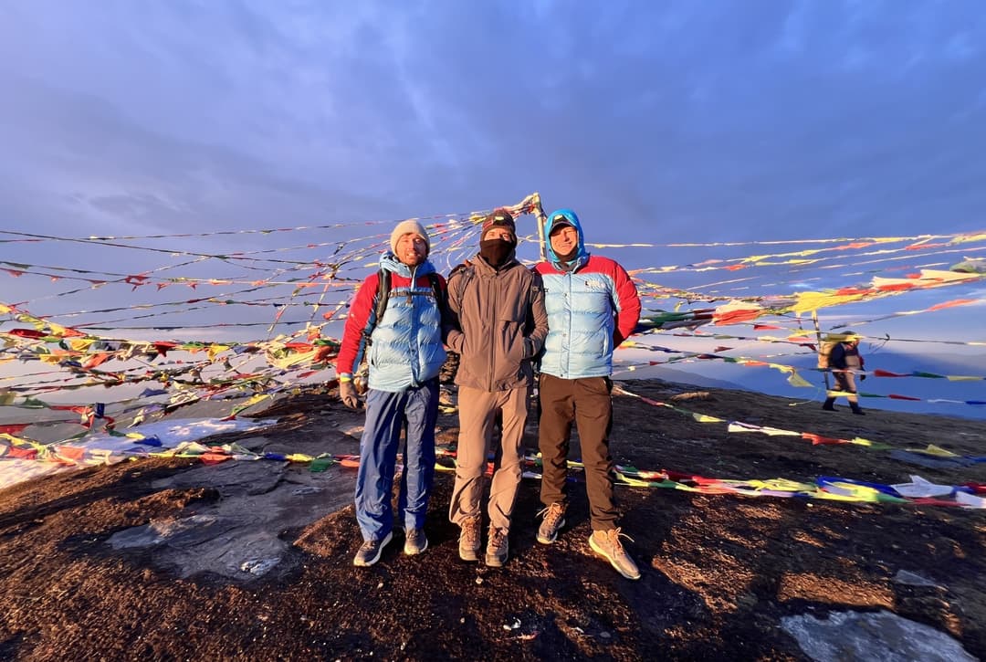 Nepal Hiking Team Pikey Peak